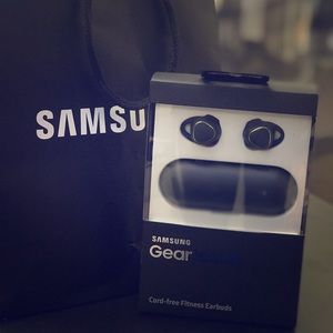 ❌SOLD OUT❌ NEW Wireless Bluetooth iConX Earbuds